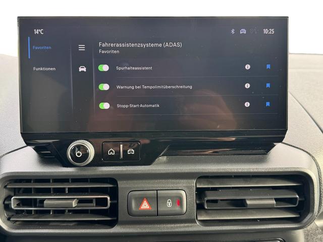 Toyota Proase Citty Lounge VIP Pano Innenraum Bilder