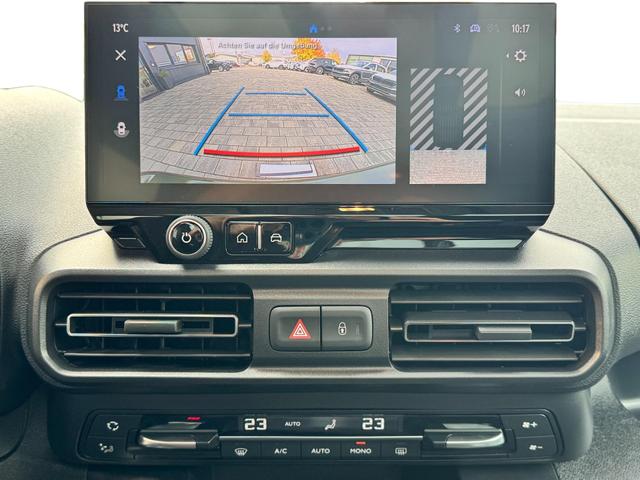 Toyota Proase Citty Lounge VIP Pano Innenraum Bilder