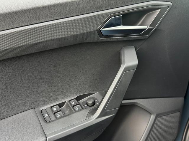 Reimport EU-Neuwagen Seat Arona Automatik Multimedia
