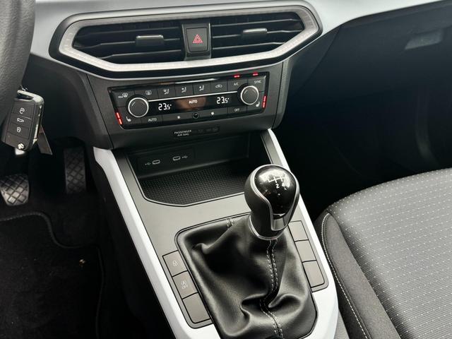 Seat Arona günstig kaufen, Innenraum, Multimedia Bilder 