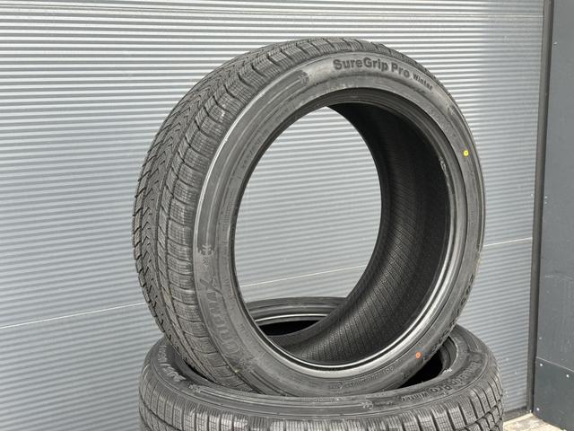 Gripmax Status Pro Winter – 245/45 R18 100V (M+S | 3PMSF)