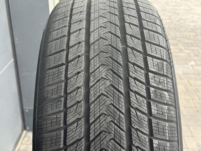 Gripmax Status Pro Winter – 245/45 R18 100V (M+S | 3PMSF)