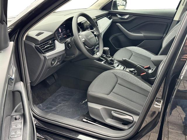Reimport Skoda Kamiq günstig kaufen Innenraum und Multimedia bilder 