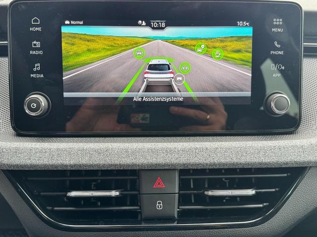 Reimport Skoda Kamiq günstig kaufen Innenraum und Multimedia bilder 