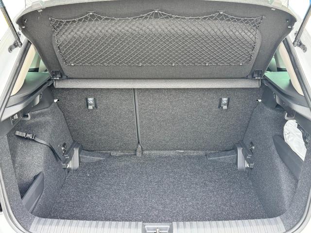 EU-Neuwagen Skoda Kamiq günstig kaufen Kofferraum und Notrad bilder