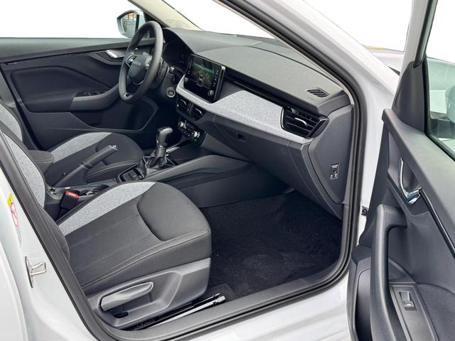 EU-Neuwagen Skoda Kamiq günstig kaufen Innenraum und multimedia bilder