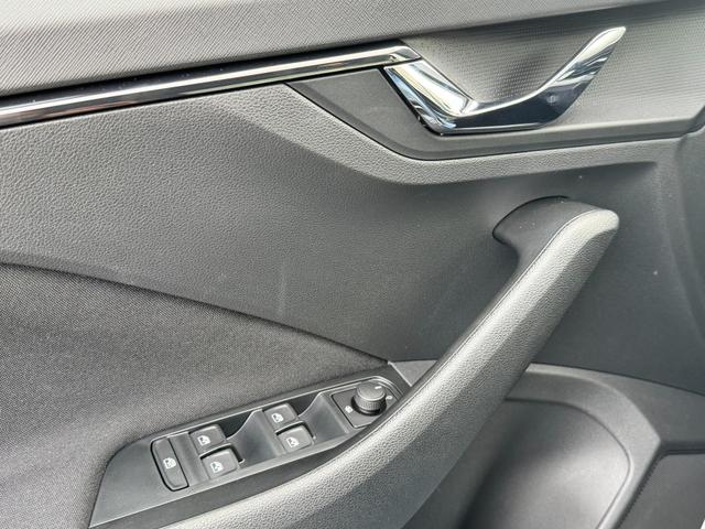 EU-Neuwagen Skoda Kamiq günstig kaufen Innenraum und multimedia bilder