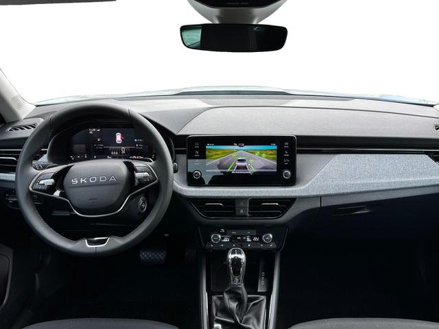 EU-Neuwagen Skoda Kamiq günstig kaufen Innenraum und multimedia bilder