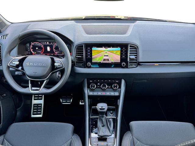Reimport Skoda Karoq kaufen - innenraum und multimedia