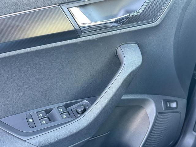 Reimport Skoda Karoq kaufen - innenraum und multimedia