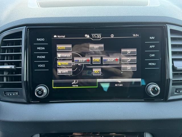 Reimport Skoda Karoq kaufen - innenraum und multimedia