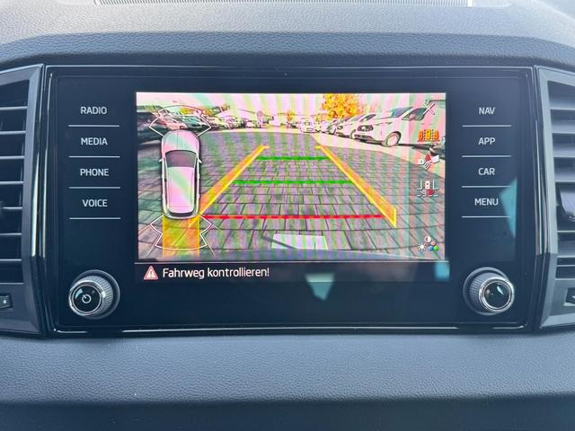 Reimport Skoda Karoq kaufen - innenraum und multimedia