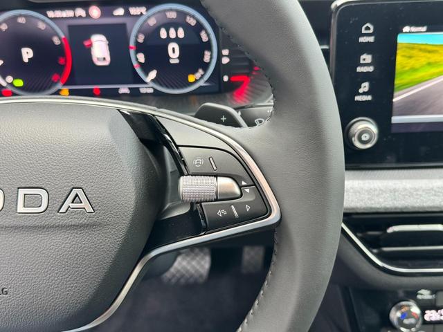 Skoda Scala 1,0 TSI DSG Selection 2ZKlim ShAs ViCo 2PDC Kam LED SmLi 5JG 