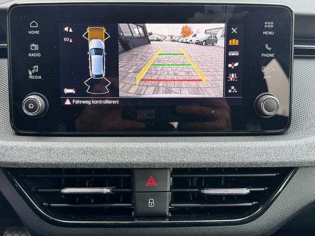 Skoda Scala 1,0 TSI DSG Selection 2ZKlim ShAs ViCo 2PDC Kam LED SmLi 5JG 