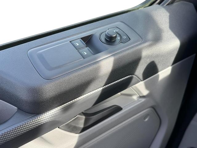 Ford Transit Custom Trend L1 320 9Si Innenraum Bilder 