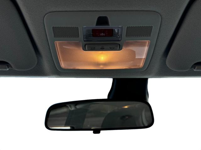  Hyundai i10 innenraum - Lenkrad - Multimedia bilder