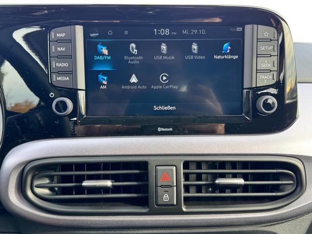  Hyundai i10 innenraum - Lenkrad - Multimedia bilder