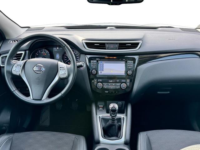  Gebraucht Nissan Qashqai 1.2 DIG-T Tekna Pano Leder Navi 360° günstig kaufen