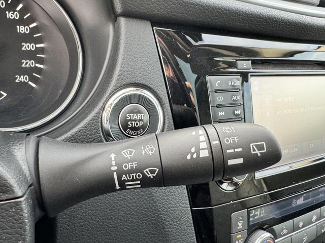  Gebraucht Nissan Qashqai 1.2 DIG-T Tekna Pano Leder Navi 360° günstig kaufen