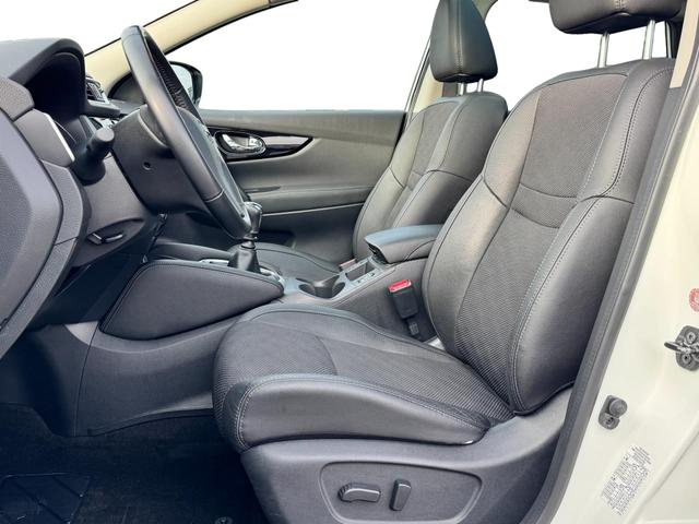  Gebraucht Nissan Qashqai 1.2 DIG-T Tekna Pano Leder Navi 360° günstig kaufen