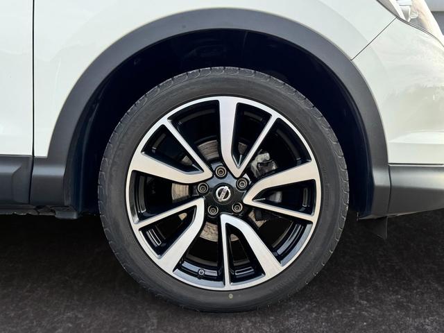  Gebraucht Nissan Qashqai 1.2 DIG-T Tekna Pano Leder Navi 360° günstig kaufen