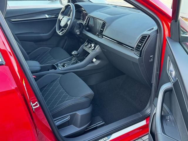 Karoq sportline canton rot