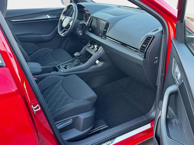 Karoq sportline canton rot