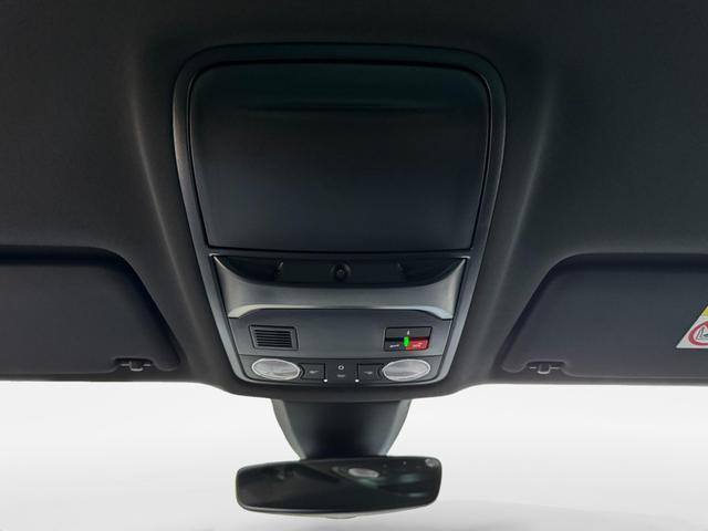 Skoda Karoq 1,5 TSI DSG Sportline Innenraum, ahk bilder