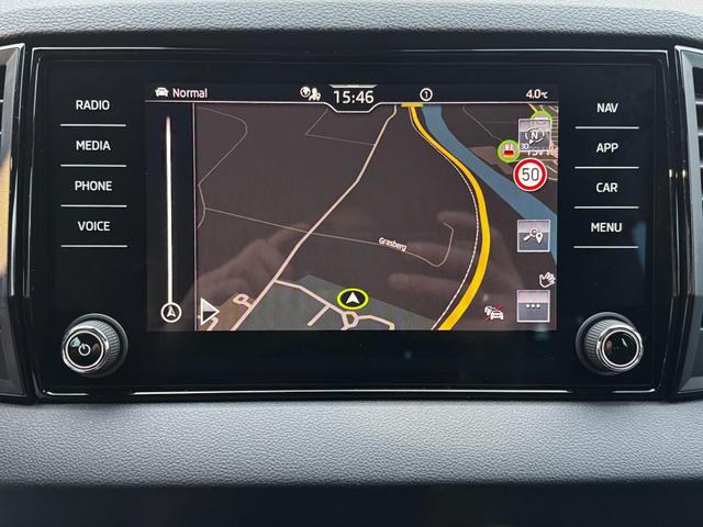 Skoda Karoq 1,5 TSI DSG Sportline Innenraum, ahk bilder