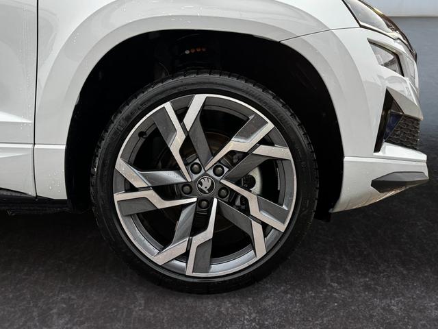 Skoda Karoq 1,5 TSI DSG Sportline außen Bilder