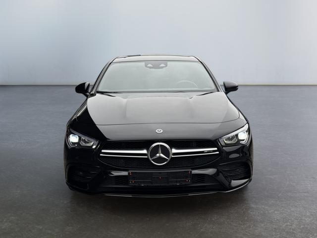 Mercedes-Benz CLA Shooting Brake 35 AMG