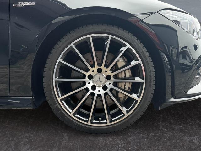 Mercedes-Benz CLA Shooting Brake 35 AMG