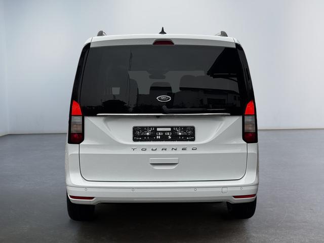 Ford Tourneo Connect 2.0 EB AT Titanium