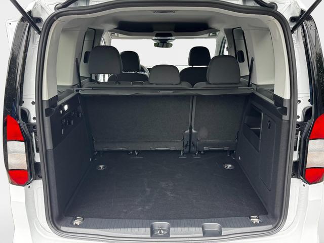 Ford Tourneo Connect 2.0 EB AT Titanium