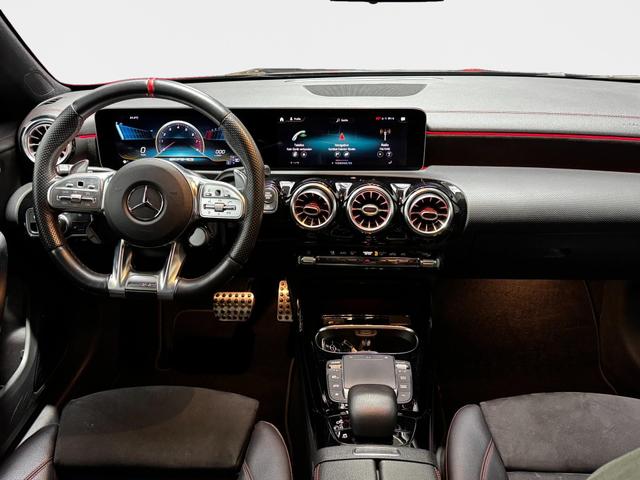  Mercedes-Benz CLA Shooting Brake AMG