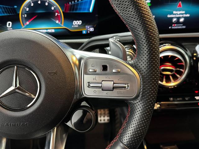  Mercedes-Benz CLA Shooting Brake AMG