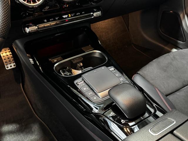  Mercedes-Benz CLA Shooting Brake AMG