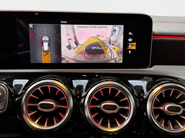  Mercedes-Benz CLA Shooting Brake AMG