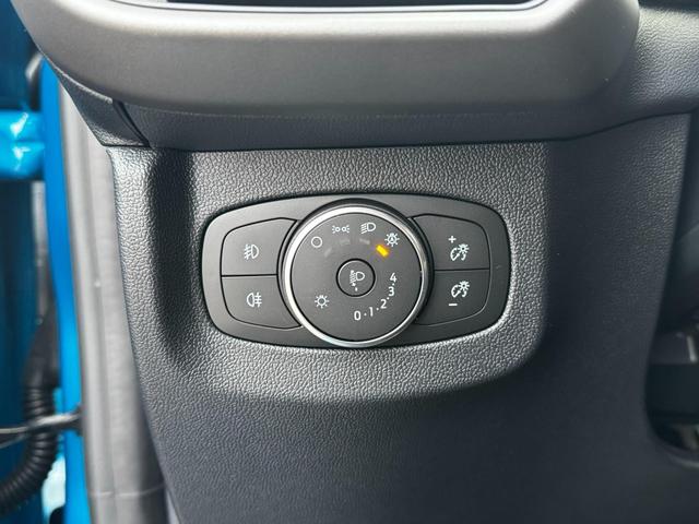 Ford Tourneo Courier automatik kaufen