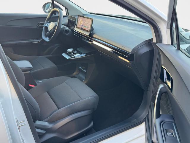 mg4 electric leasing