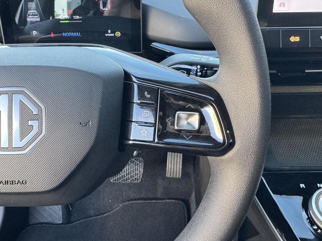 mg4 electric leasing