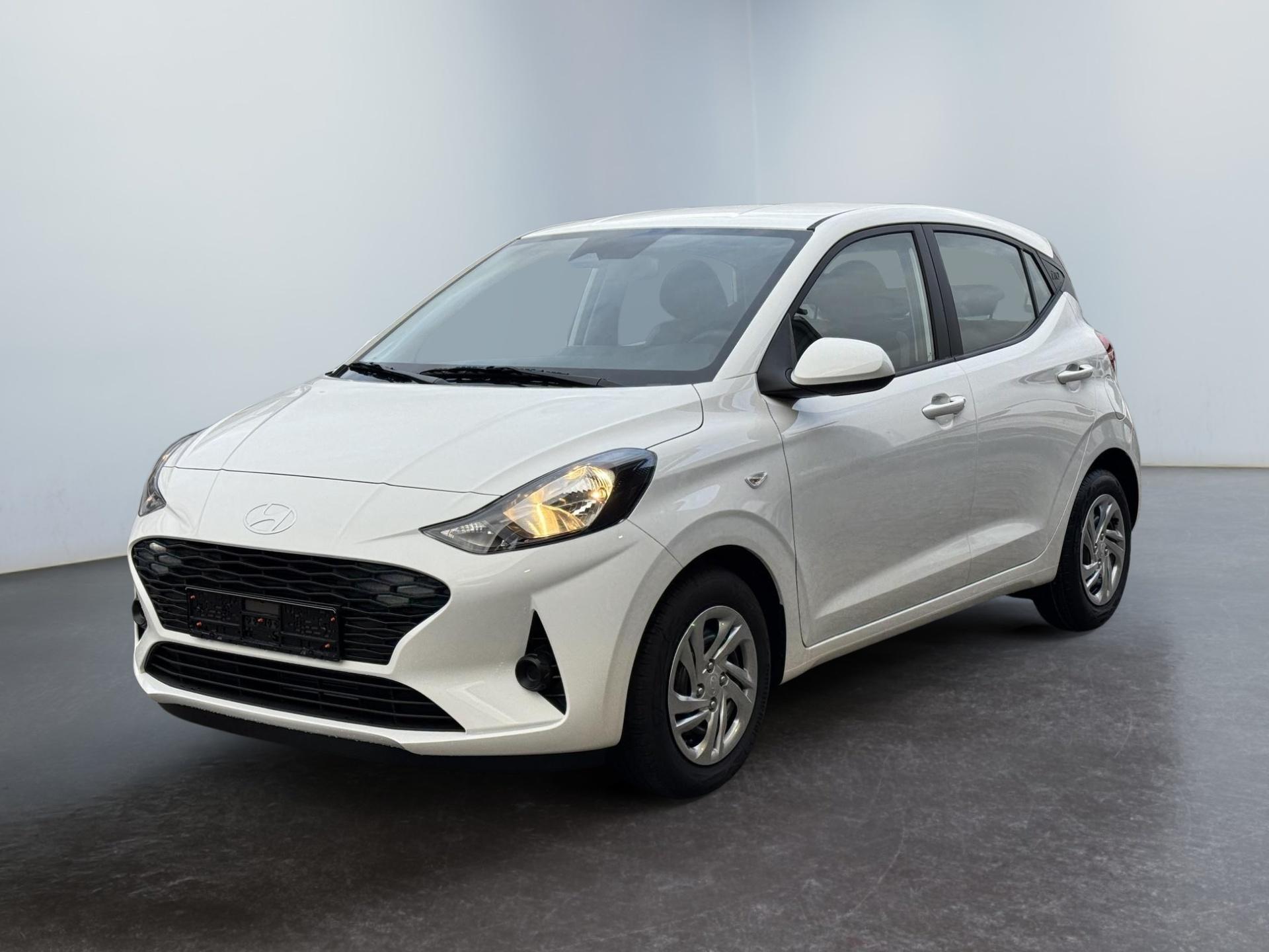 Hyundai i10 1,2 Klima NAV CarPlay Spha BT Kam PDC 