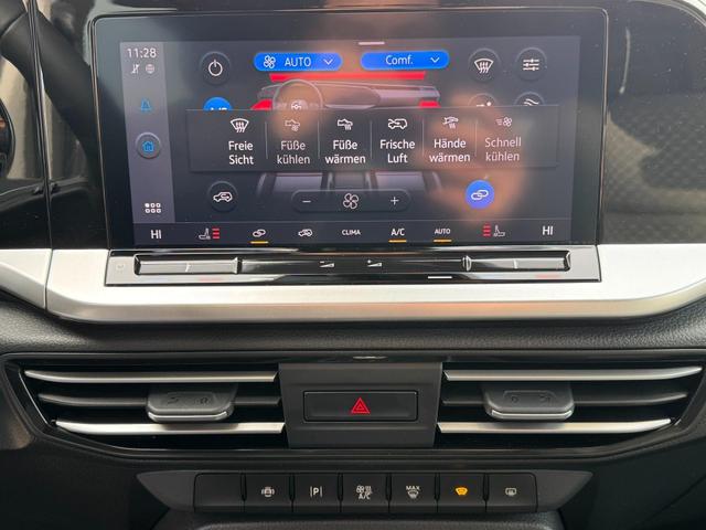  Ford Grand Tourneo Titanium