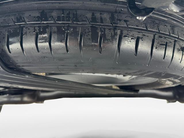  Ford Grand Tourneo Titanium