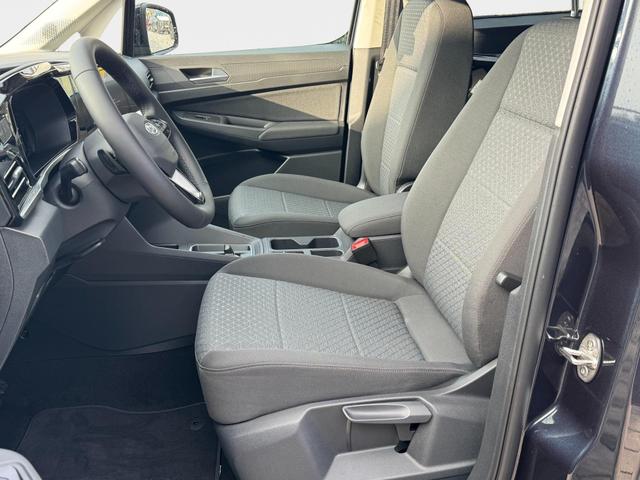  Ford Grand Tourneo Titanium