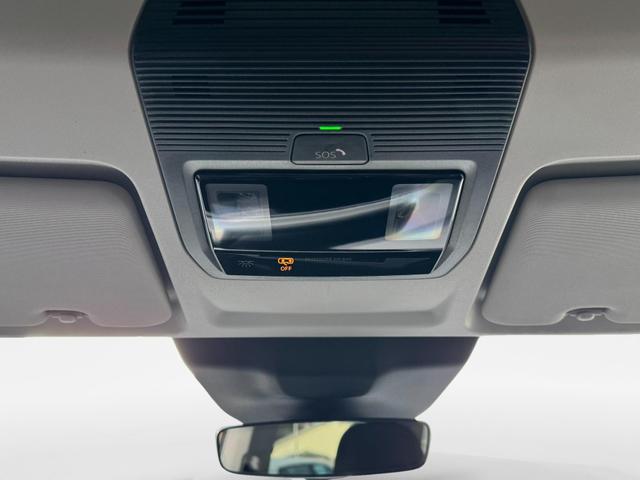  Ford Grand Tourneo Titanium