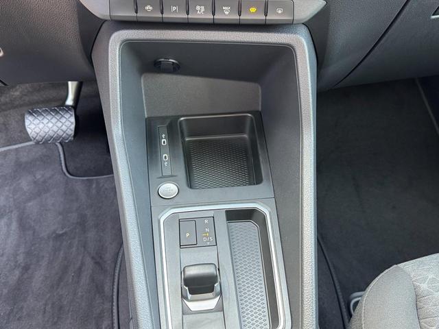 Ford Grand Tourneo Titanium kaufen