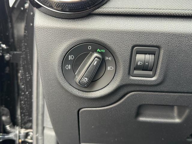 Reimport Skoda Fabia 1,0 TSI Extra Plus 2 ZoKlima ACC Navi 2x Einparkhilfe Kessy