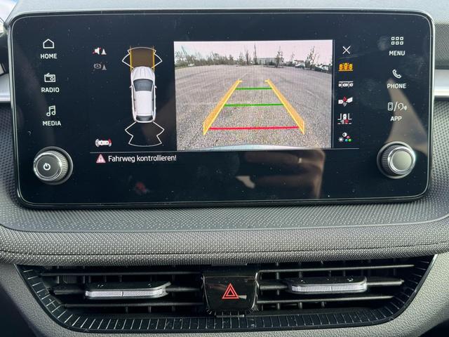 Skoda Fabia 1,0 TSI DSG Extra Plus 2 ZoKlima ACC Navi 2x Einparkhilfe 