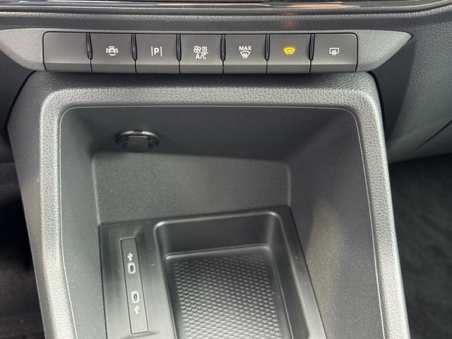 Neue Ford Grand Tourneo Titanium L2 7 Sitzer kaufen